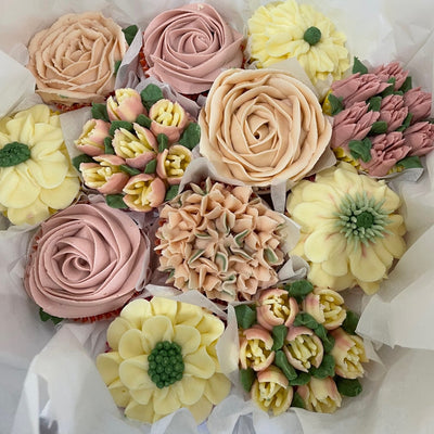 Dusky pinks and cream floral bouquet